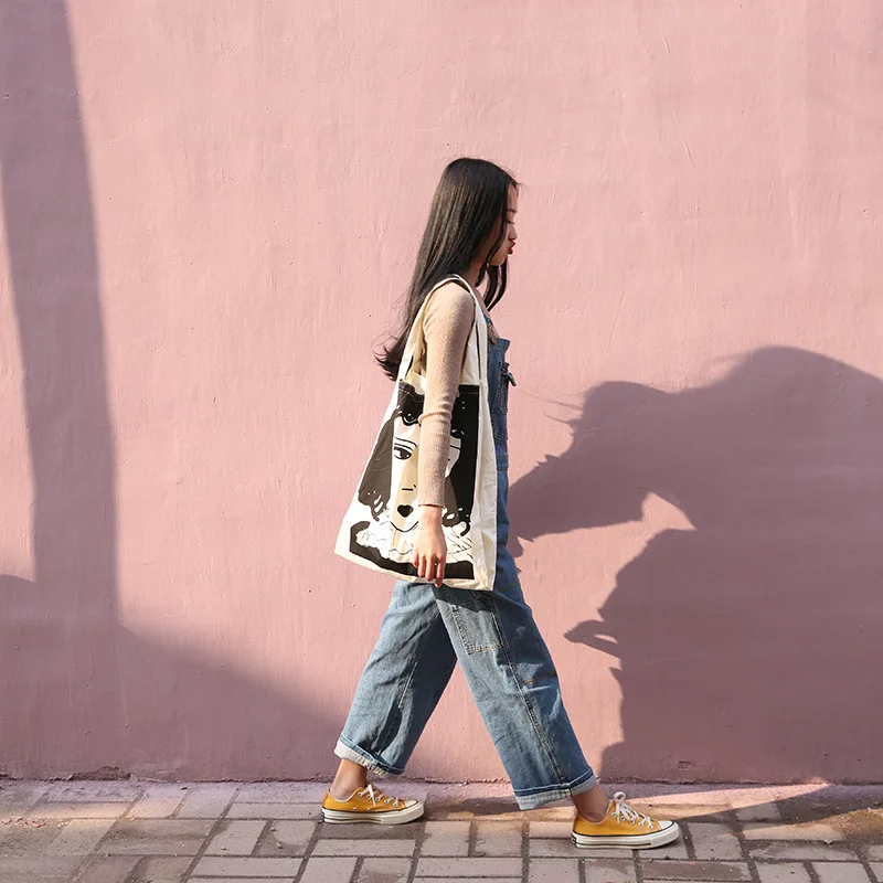 Canvas Thickening Literary Simple Large-capacity Girl Head Print Bag South Korea Large Capacity Three-grid Shoulder |