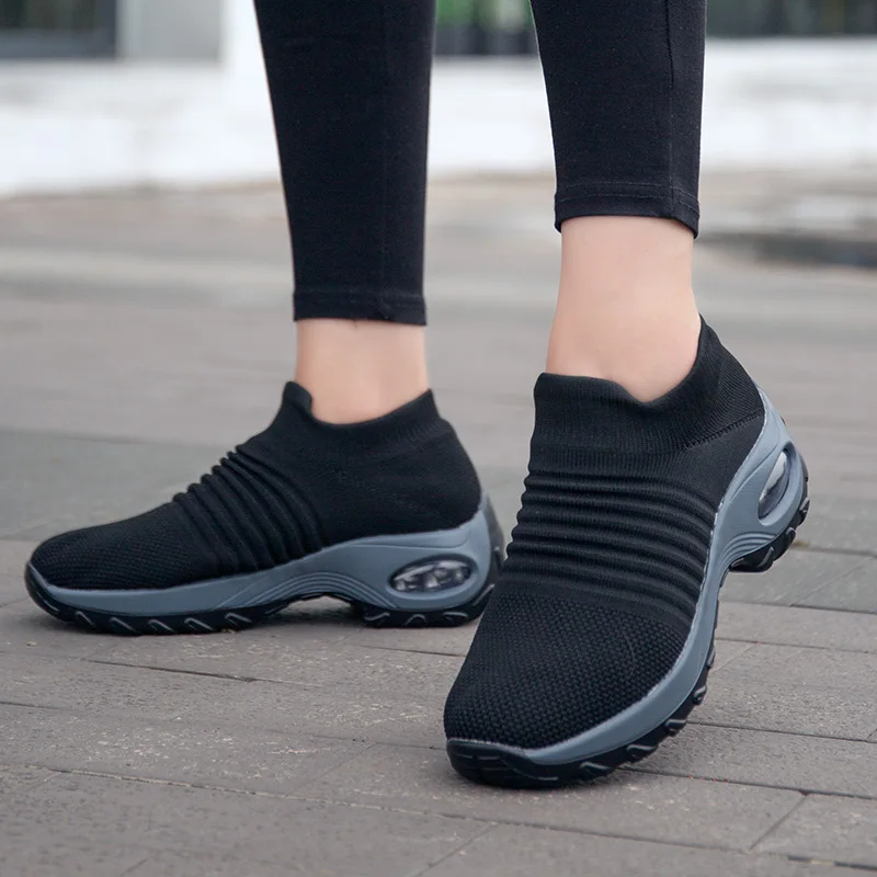 Женские туфли на платформе черные повседневные Балетки без застежки