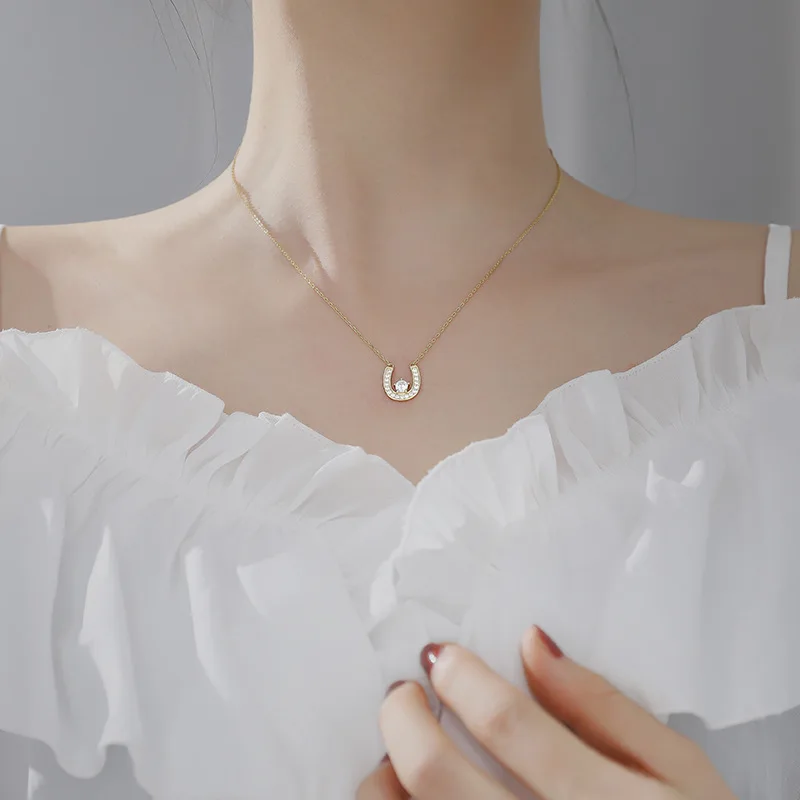 

Ожерелье в форме подковы из серебра 100% пробы с U-образным цирконом