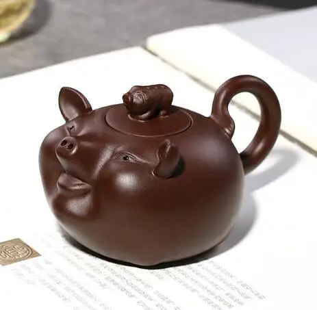 

China yixing Rare Purple Clay zisha Archaic Signed handwork teapot