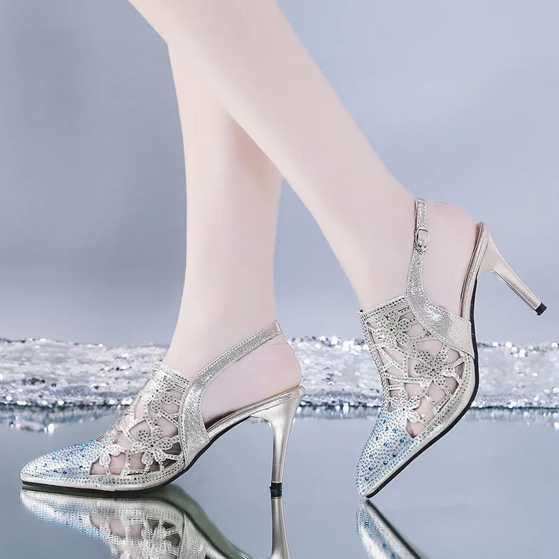 

Женские сандалии с украшением из стразов, летние сандалии с острым носком, дышащие туфли на высоком каблуке, сандалии на платформе, новинка ...