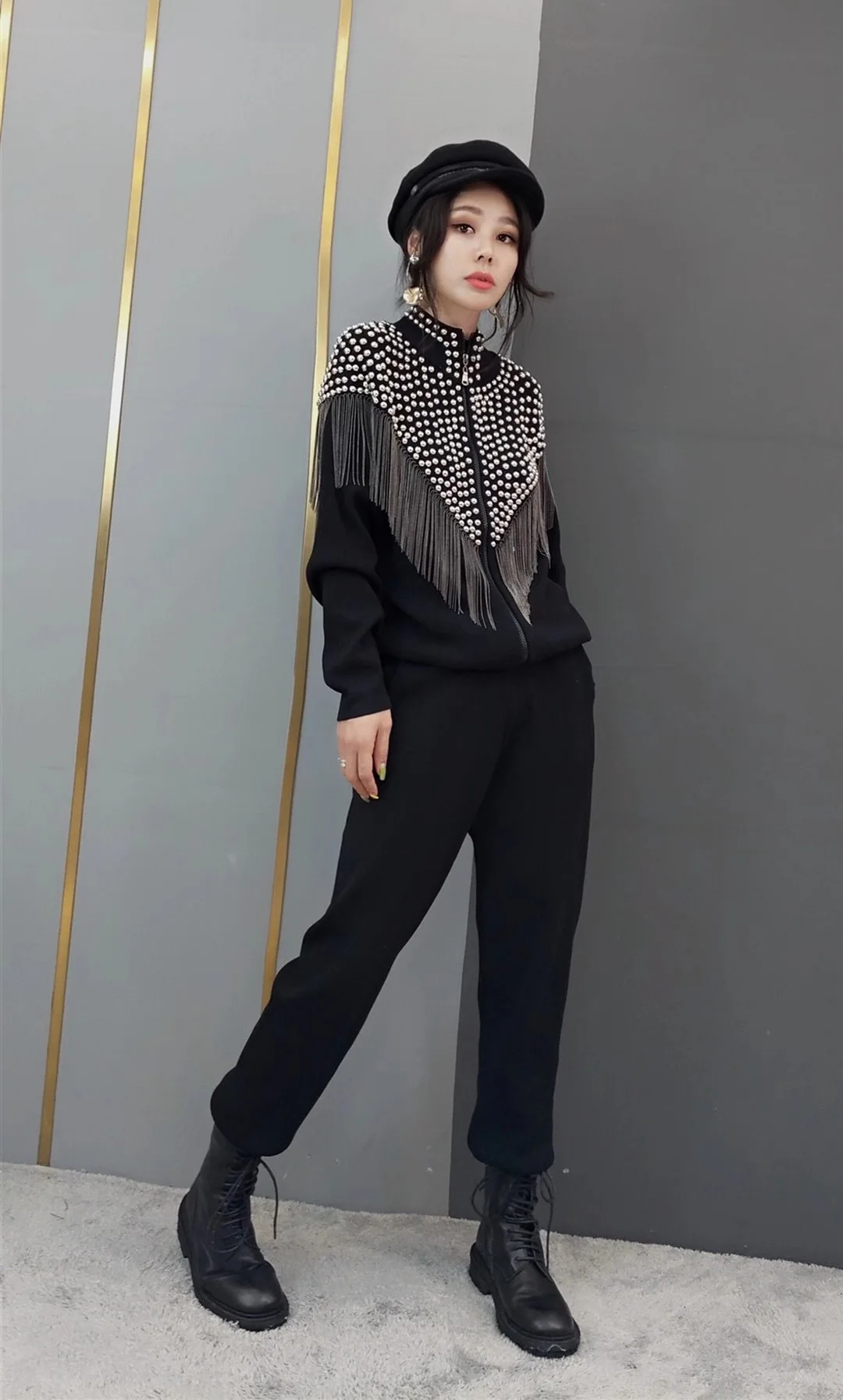 

2020 Autumn New Women's Heavy Industry Rivet Fringe Knitted Cardigan Coat Harlan Pants Two Piece Suit