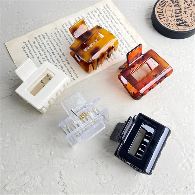 

Women Fashion Ins Large Geometric Hollow Square Tortoise shell Leopard Acetate Hair Clip Hair Claw for Women Hair Accessories