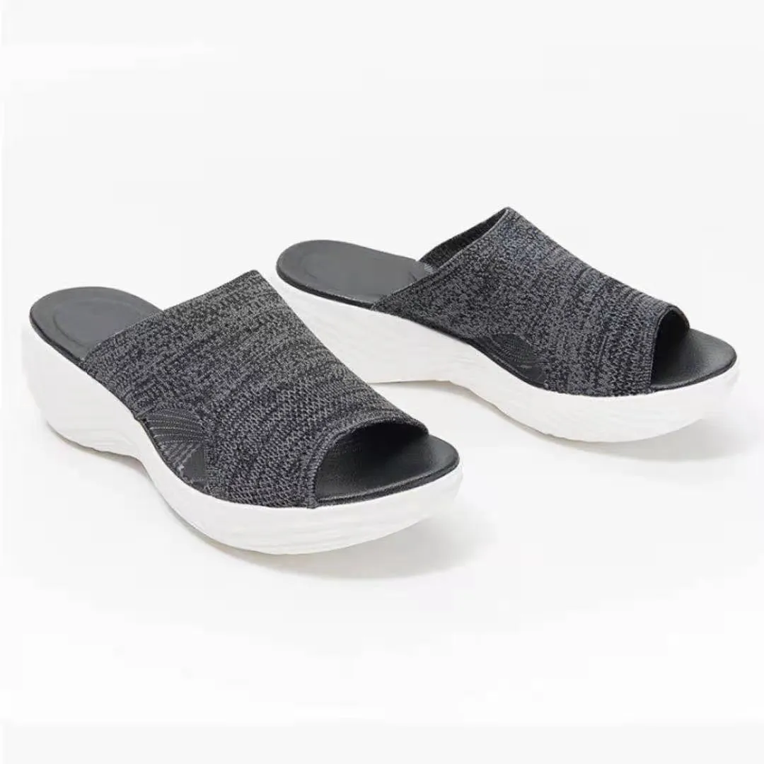 

Women's Slippers Summer New Fashion Flat Bottom Cool Sandals Plus Size European Leisure Outdoor Beach Shoes Female Slippers
