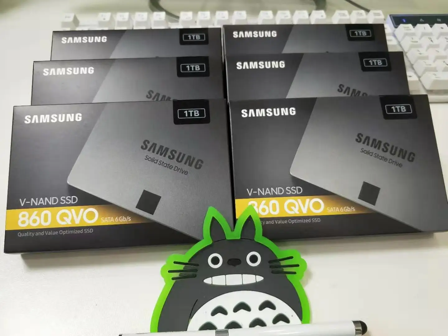 Твердотельный накопитель SAMSUNG 860 QVO SSD 1 ТБ 2 ТБ 4 ТБ HD SSD жесткий диск 2,5 Внутренний твердотельный жесткий диск HDD жесткий диск SATA 3 для ноутбука, настольного компьютера