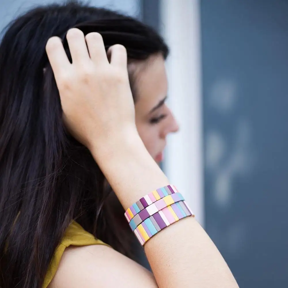 Эмалированные эластичные веревочные браслеты радужного цвета смешанные