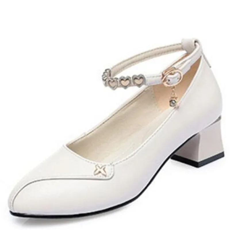 Туфли женские из натуральной кожи с острым носком на высоком каблуке стразы 2020 |