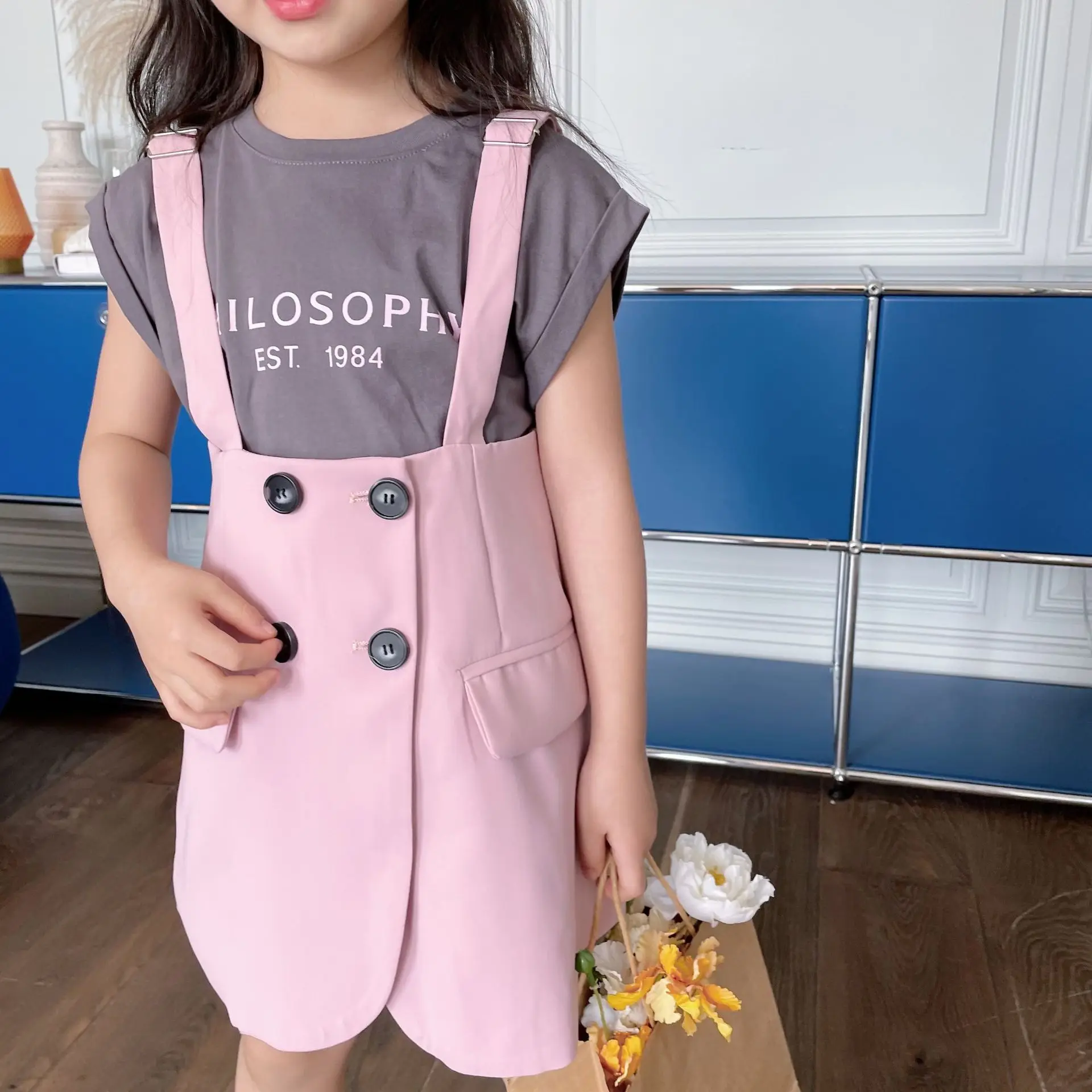 

2 шт. WLG Одежда для девочек, детские наряды, летняя серая футболка с буквами и розовый комплект с комбинезоном для маленьких девочек, повседне...