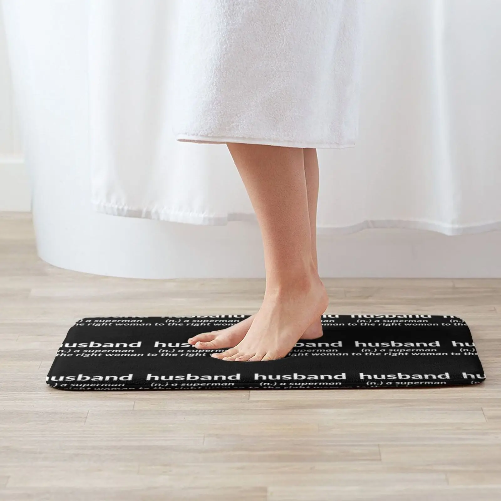 Husband-A To The Right Woman Carpet Water Absorb Non-Slip Door Mat Husband Friend Dad Birthday Anniversary Fun | Дом и сад