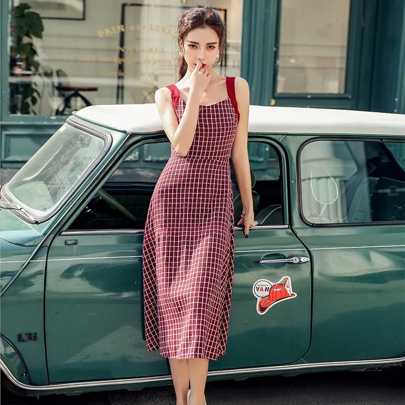 2021 стиль Новинка В стиле ретро Платье на бретелях красный плед платья