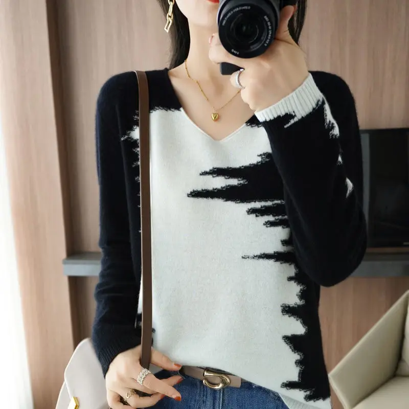 

Retro Original Color Autumn Winter All-match Lady Sweater Loose New Korean Thin Shirt V Collar Foreign Style Spread Bottom Shirt