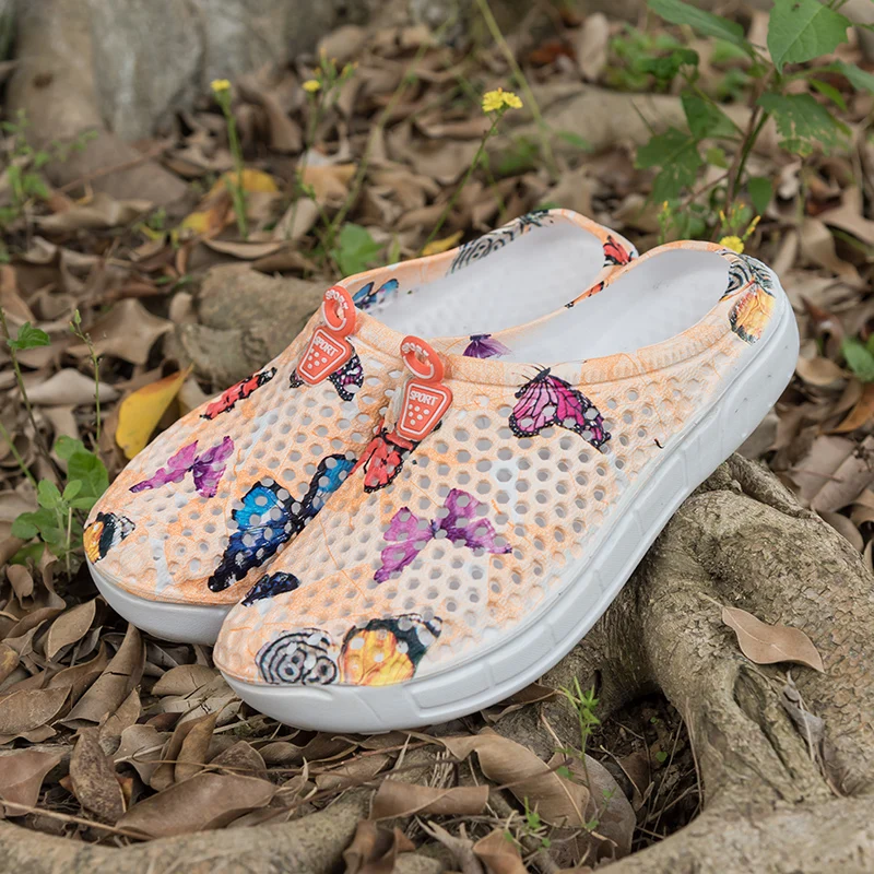 

Women Fashion Clogs Beach Sandals Hollow Shoes Travel Outdoor Leisure Slippers Garden Clogs