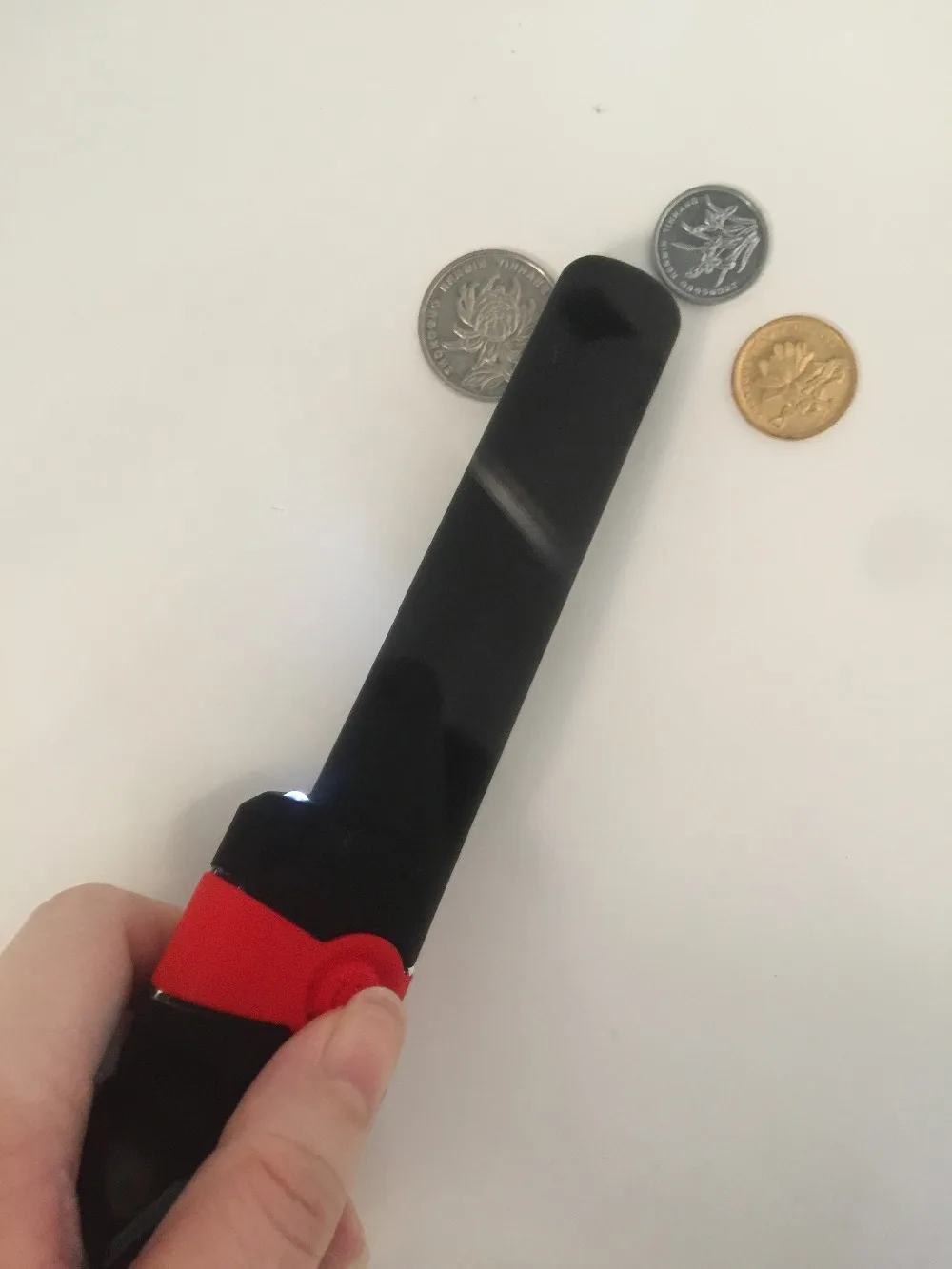 Полностью водонепроницаемый металлоискатель Pinpointer