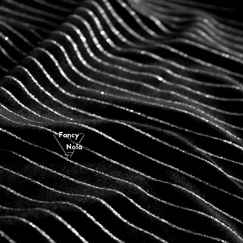 Бархатное матовое бархатное платье в черную полоску из корейской велюровой