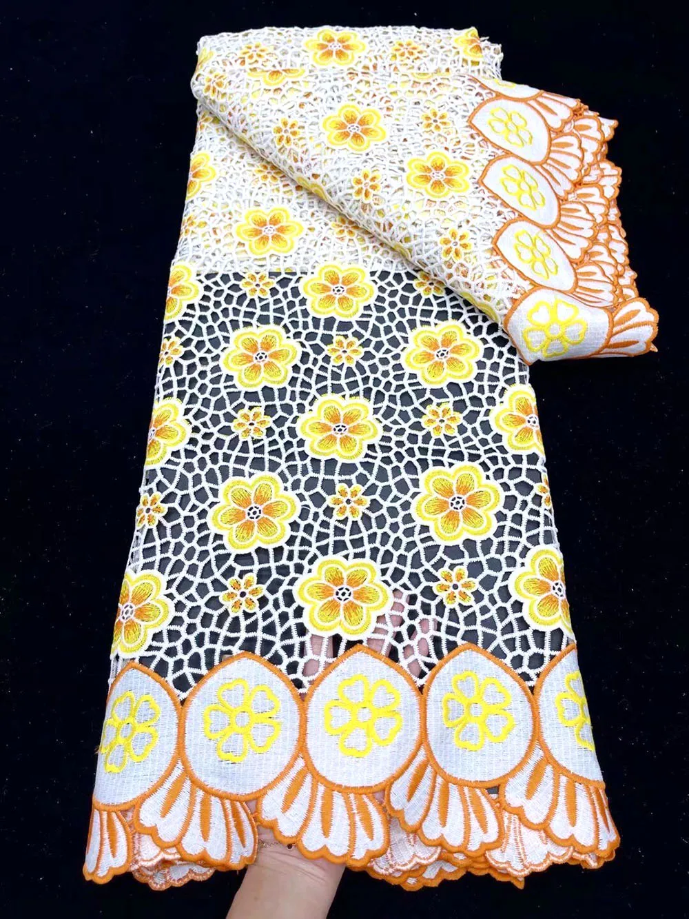 

New Cord Guipure Water Soluble Embroiderey Lace Fabric 2021 High Quality African Guipure Lace Fabric for Wedding Dress