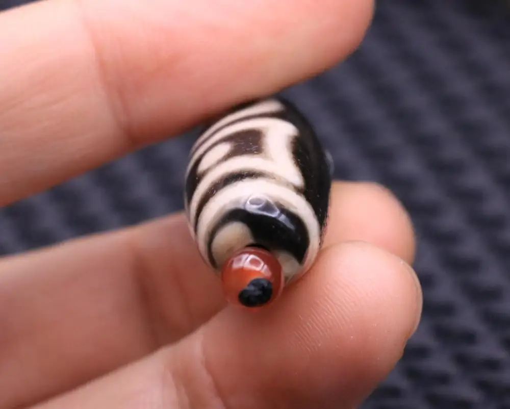 Королевский коллекционный энергетический Тибетский старый масляной Агат небо и