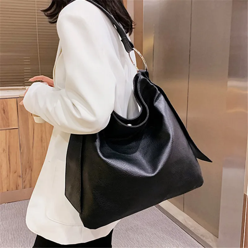 Сумка хобо женская из мягкой ПУ кожи роскошный саквояж на плечо модная