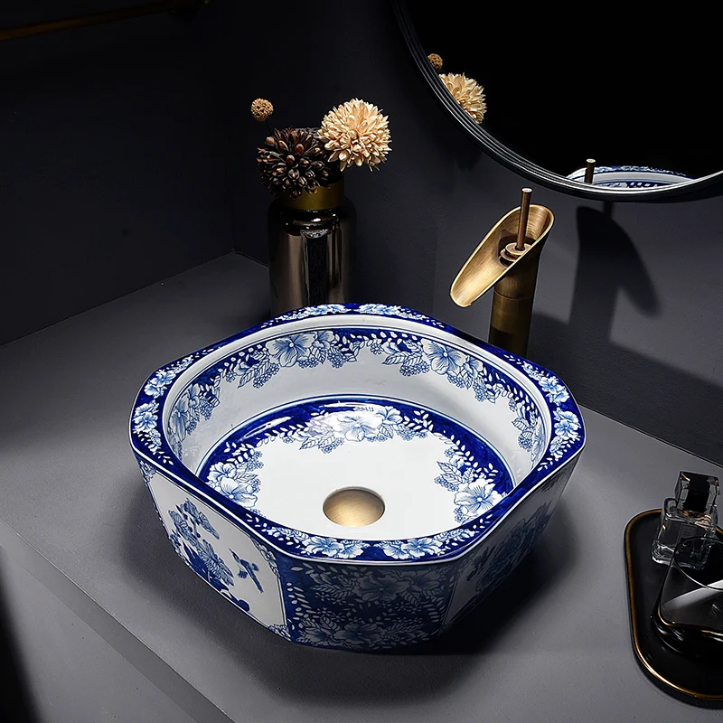 Золотая керамическая раковина для ванной комнаты в европейском стиле |
