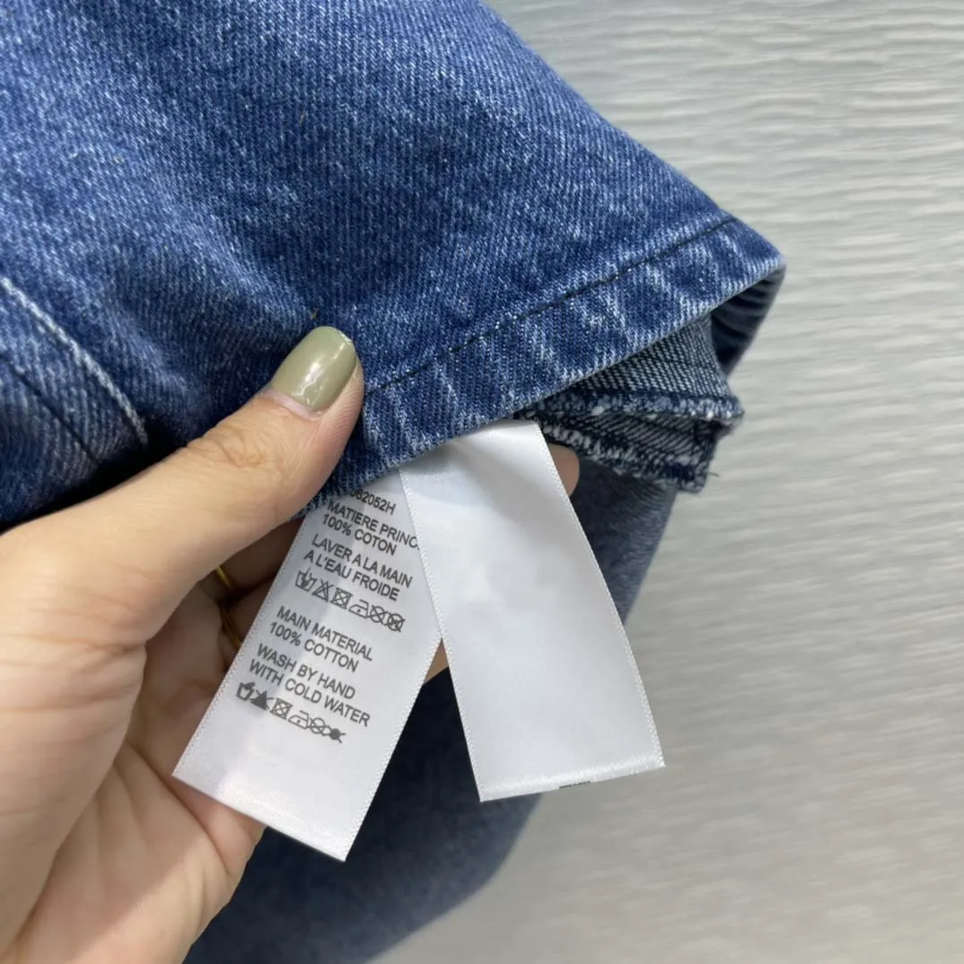 

Streetwear Simple Denim Dresses for Women Summer 2021 New Square Collar Single Breasted Dresses High-end Brand Jean Dresses Lady