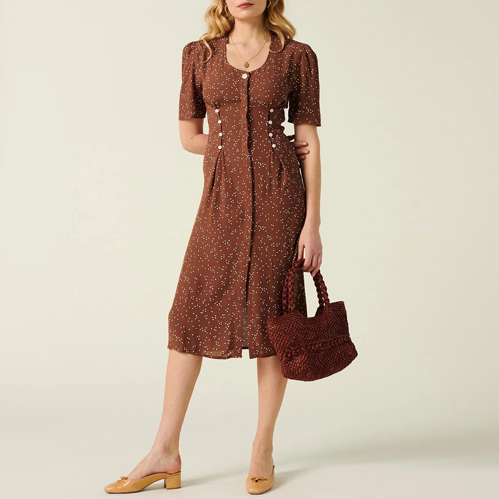 Женское винтажное платье в горошек элегантное приталенное средней длины с