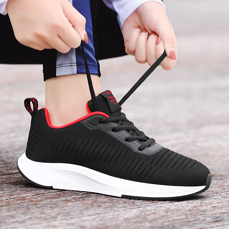 Недорогие спортивные кроссовки Bjakin для мужчин легкие дышащие бега и ходьбы