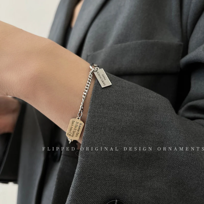 

Хип-хоп Квадратная тарелка из титановой стали, не линяет, браслет со сращиванием персонализированные холодной Стиль дизайн простой все-мат...