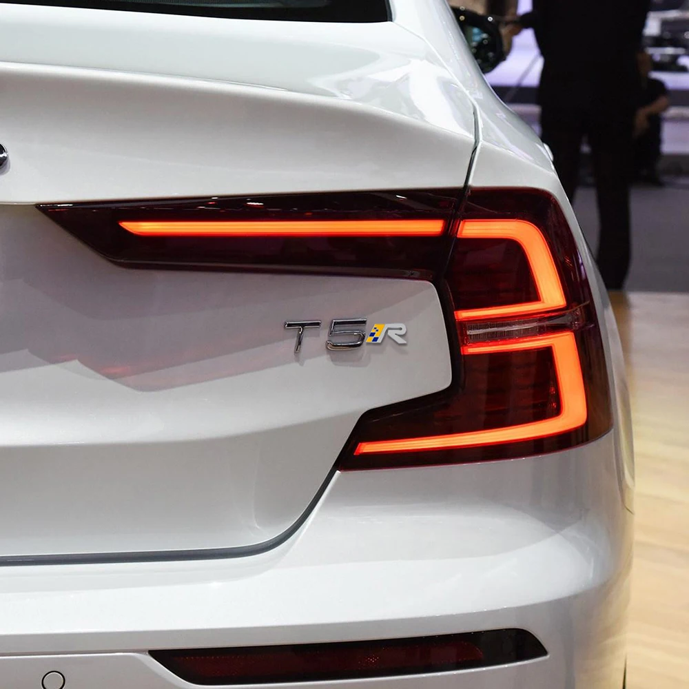 Наклейка на заднюю дверь Volvo XC60 XC40 XC90 C30 S60 S80 S90 V40 V70