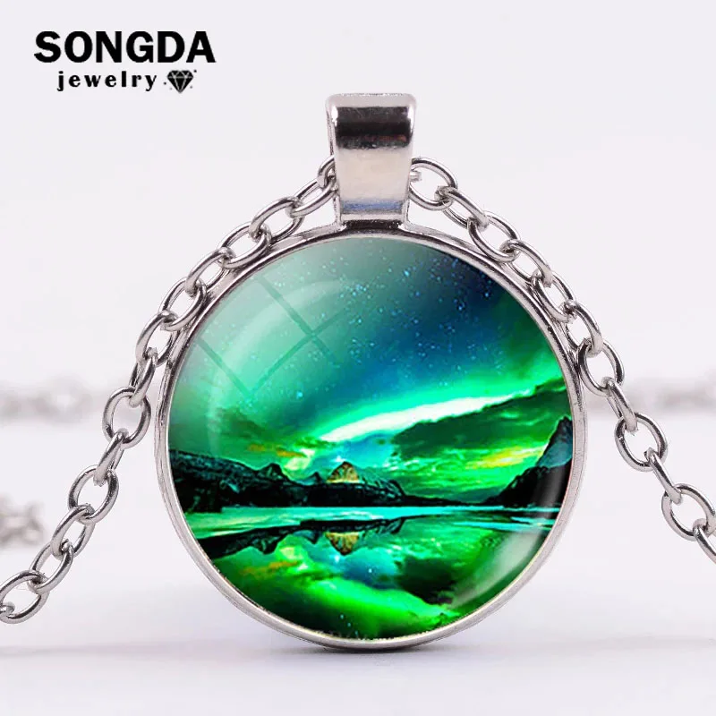 

Northern Lights Necklace Green Aurora Borealis Charm Glass Cabochon Pendant Necklace Natural Scenery Women Girls Fashion Jewelry