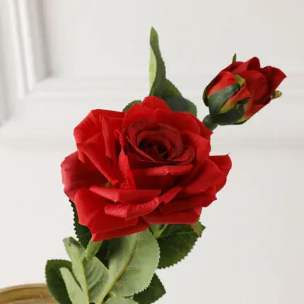 red yumai 1шт 40см 2 головы розовые парижские розы искусственные цветы свадебные украшения центральным цветами - Цвет: red