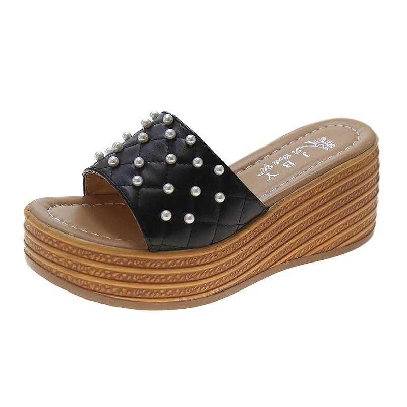 

House Slippers Platform Med Shoes String Bead Slides Slipers Women Fashion On A Wedge Heeled Mules 2021 Luxury High Soft Rubber