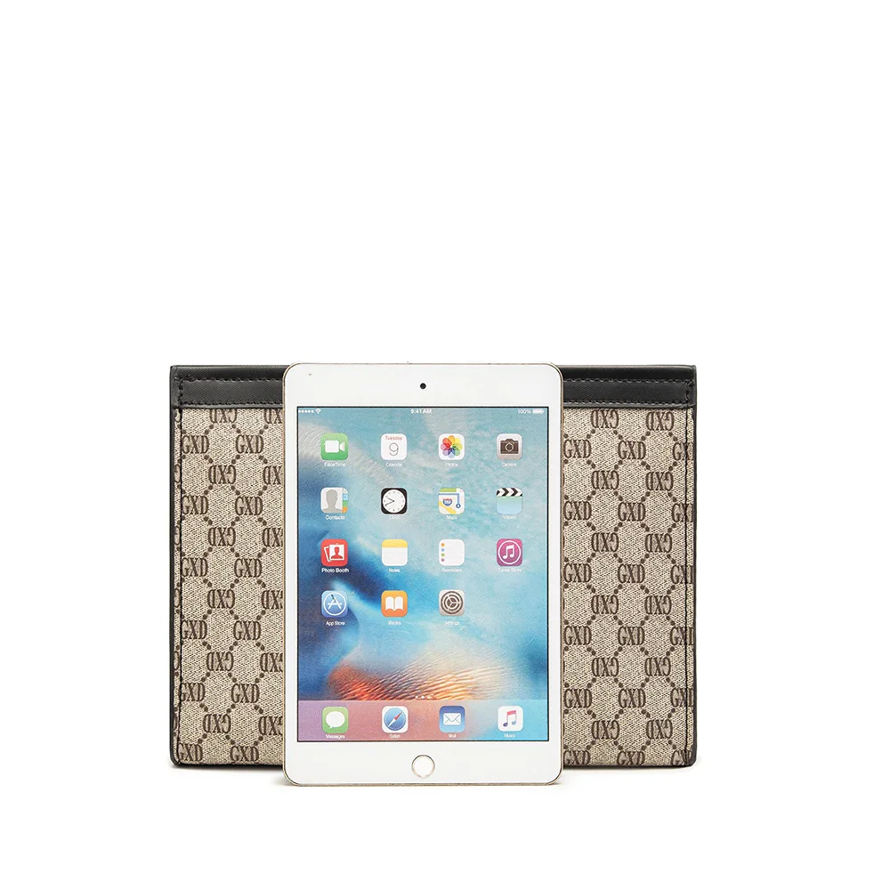 

2021 luxury designer Men's clutch bag Fashion Clutch male Classic letters wallet small Purse for men Casual Handbag man