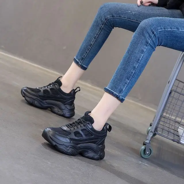 Женские кроссовки на вулканизированной подошве повседневные из натуральной