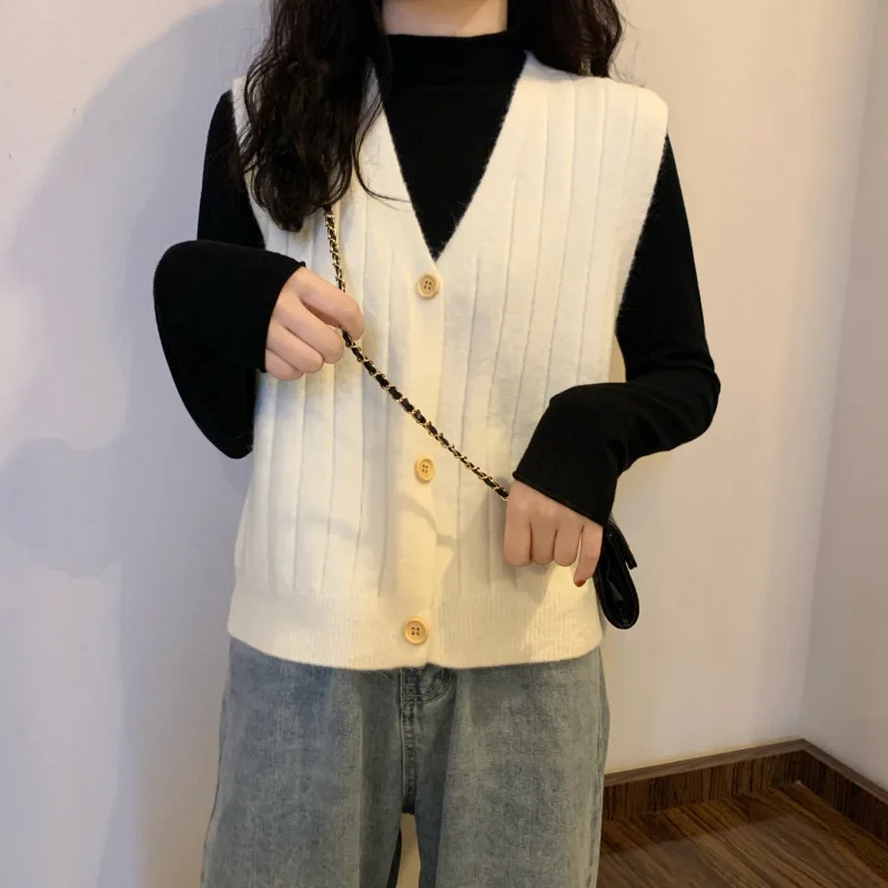 

CGC 2021 Autumn Harajuku Solid Knitted Vest For Women Casual V-neck Sleeveless Sweaters Vest Female Simple Cardigan Waistcoat