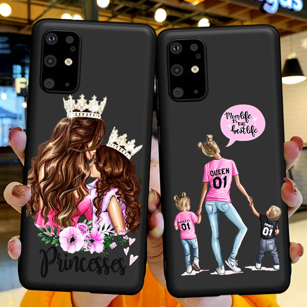 

Cute Black Brown Hair Baby Mom daughter Girl Son Phone Case for Samsung S21 S20 S7 S8 S9 S10 Plus Note 9 10 20 Ultra Cover Coque