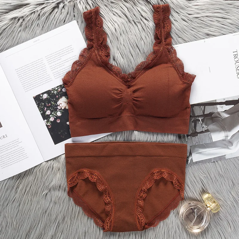 

Lace Sexy Bra Set Women's Lingerie Brassiere Comfortable Without Steel Ring Fitness Underwear Bra Set