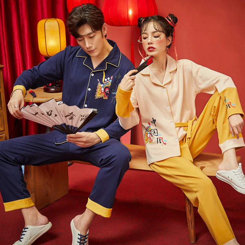 

Осенний хлопковый пижамный комплект для пар, пикантный кардиган с V-образным вырезом, женские пижамы, модная мультяшная домашняя одежда в ки...