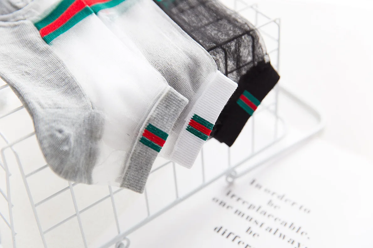 

Women Socks Transparent Summer Thin Breathable Green Red Stripes Soft Femal Socks Invisible Short Boat Slip Silk New Tube Socks