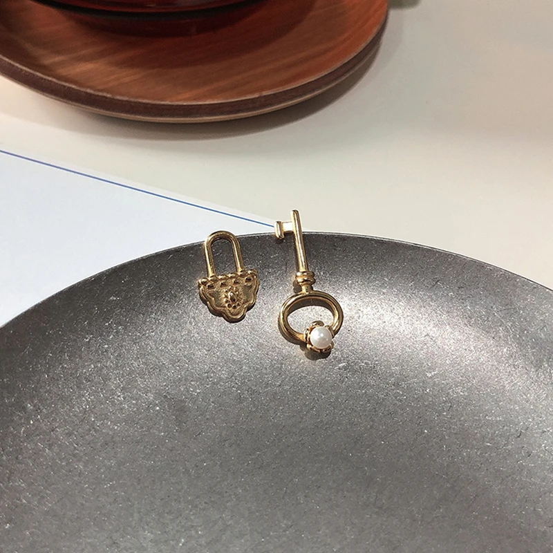 Женские Геометрические серьги Peri'sBox с замком и ключом 925 пробы серебристый