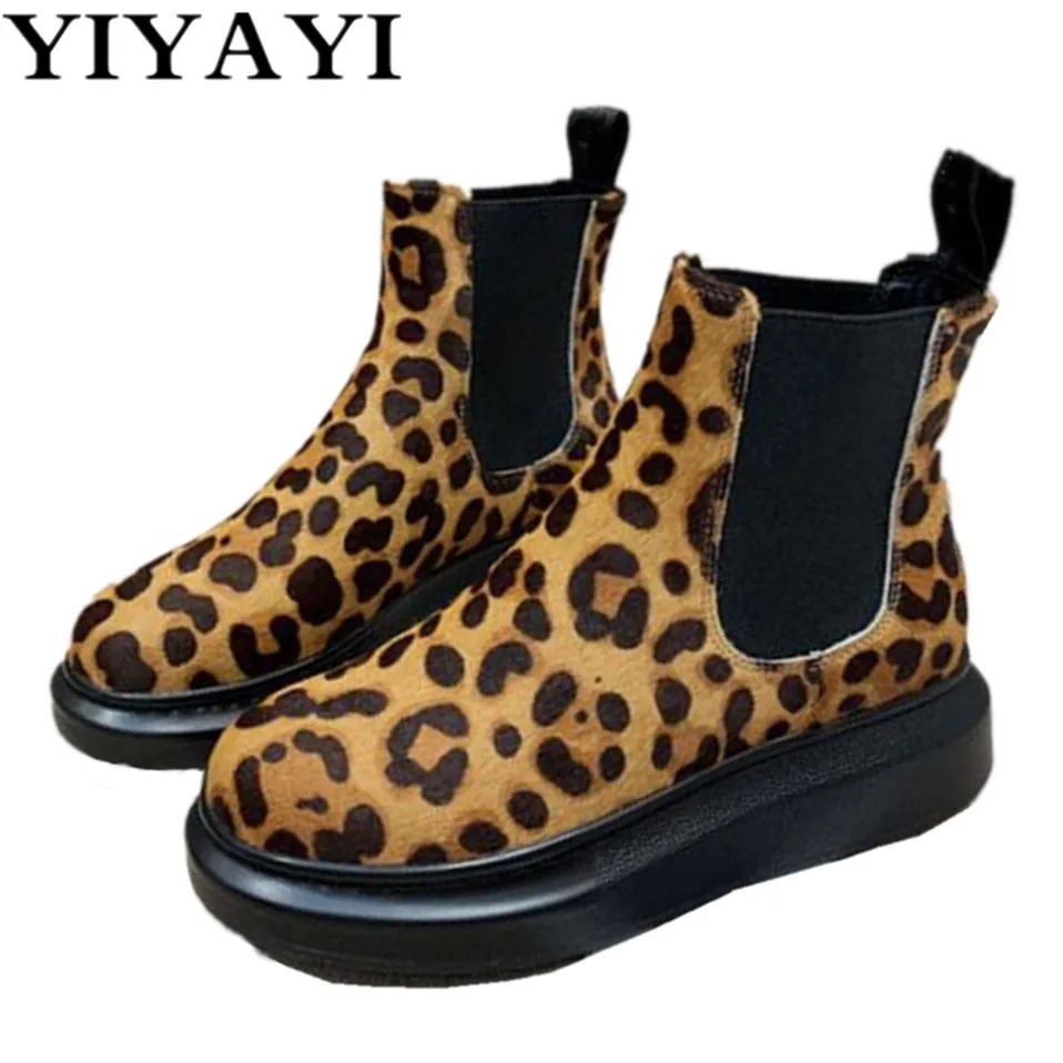 Подиумные ботинки на плоской подошве и толстом каблуке Зимние ботильоны из