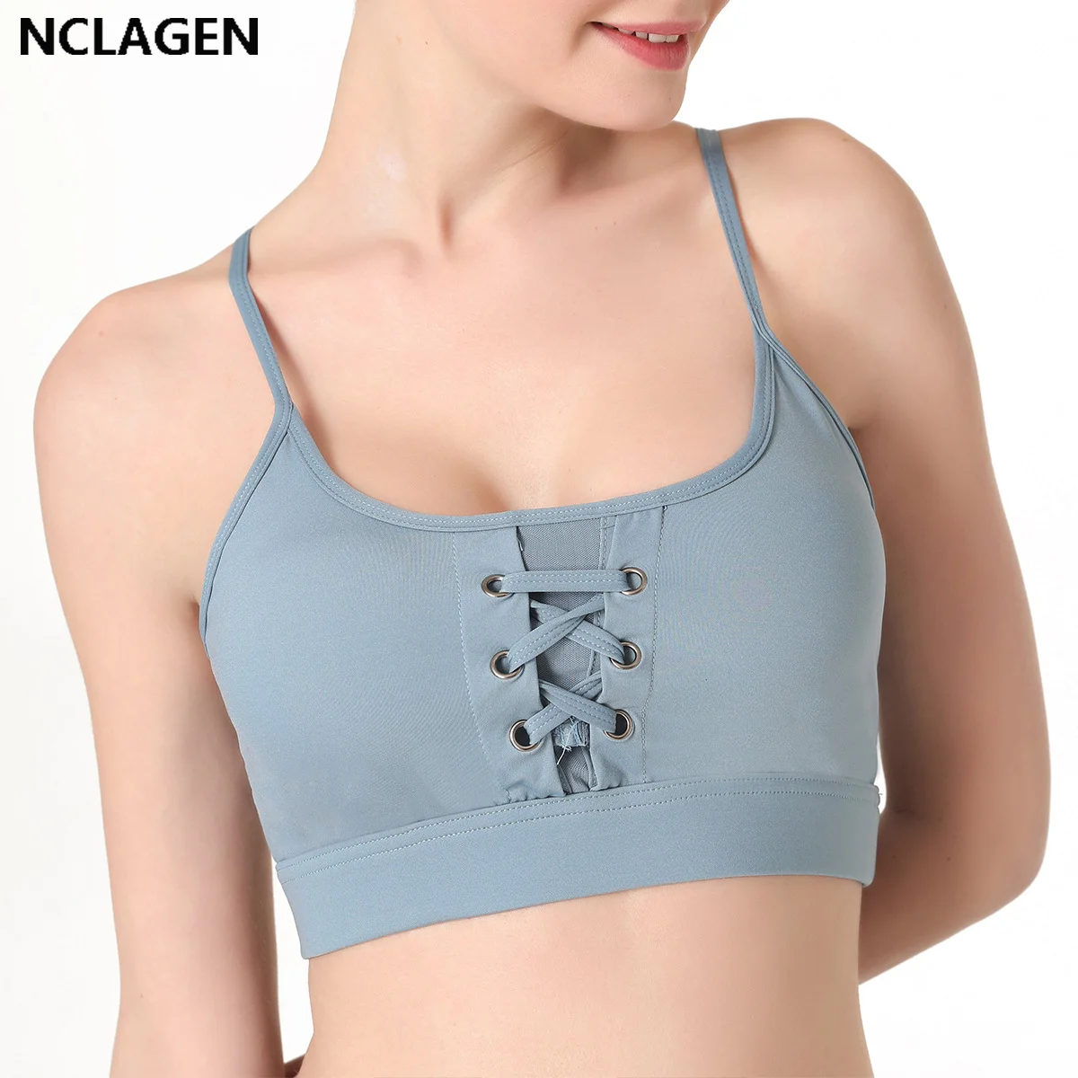 Спортивные бюстгальтеры с мягкими чашечками высокой поддержкой лямкой на шее