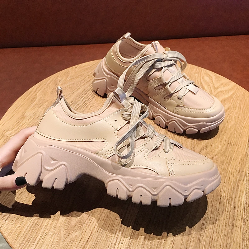 

Torre shoes female ins tide 2020 white new show feet small online celebrity spring thick bottom spring black sports shoes women