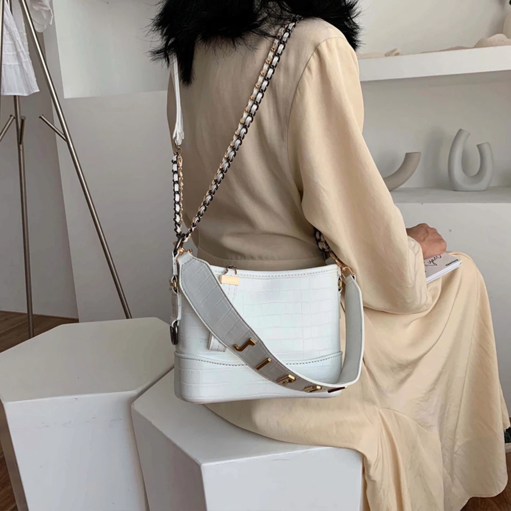 Женская сумка с цепочкой модная маленькая сумка-мессенджер ароматным узором