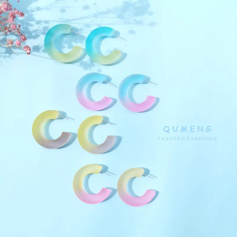 QUMENG модные милые серьги 2020 акриловые для женщин градиентные матовые кольца из