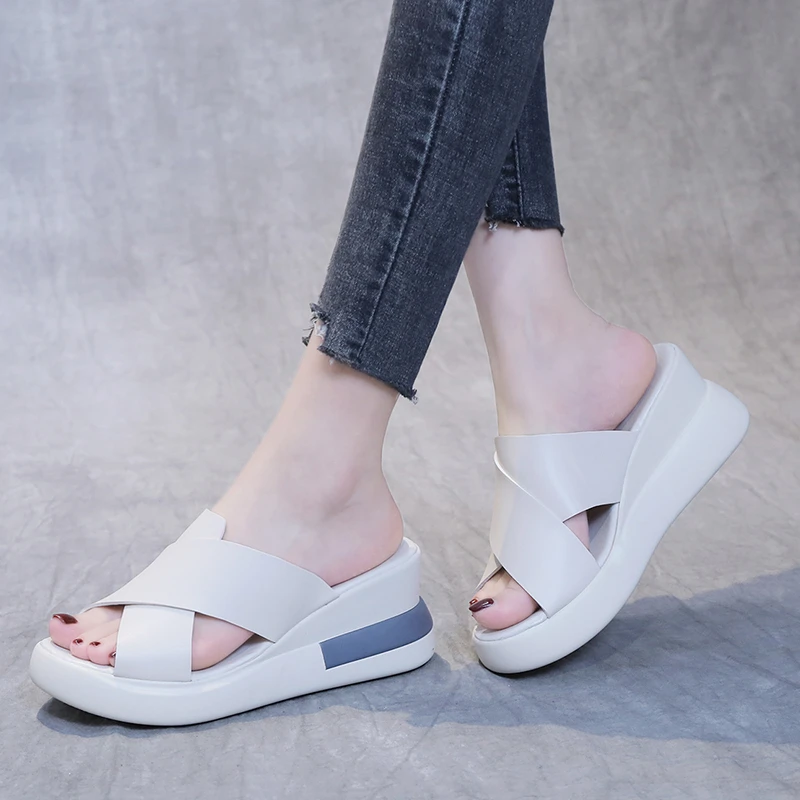 Шлепанцы Rimocy женские на танкетке сандалии из искусственной кожи толстой