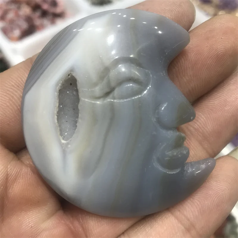 

1pcNatural crystal cave agate Moon home decoration pendant