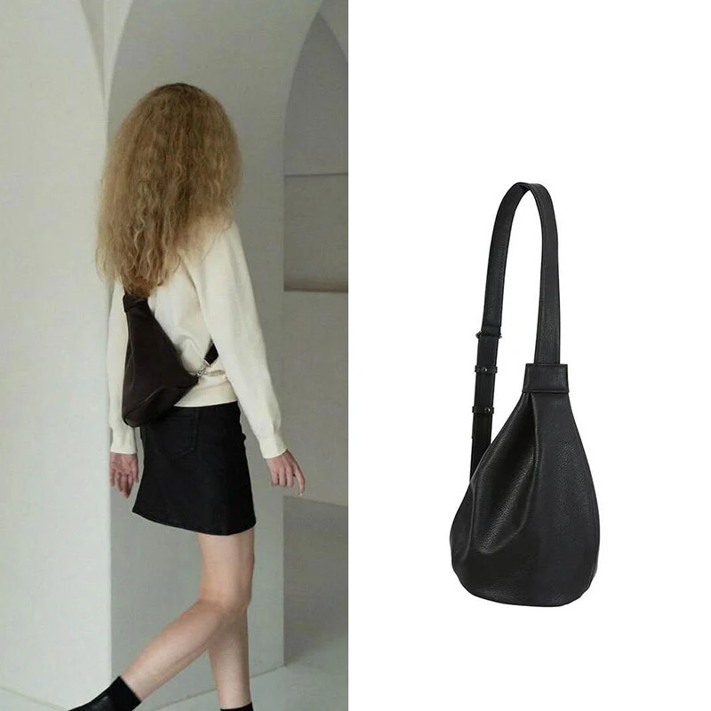 

2021 Early Autumn Backpack Female Handsome Cross-body Chest Bag Fashionable Literary One-shoulder Bucket Backpacks Women Bags