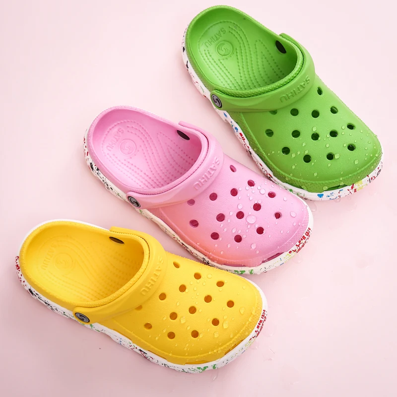 

2021 Summer New Men's Clogs Sandals Lightweight Beach Slippers Non-slip Mule Men Women Garden Clog Shoes Casual