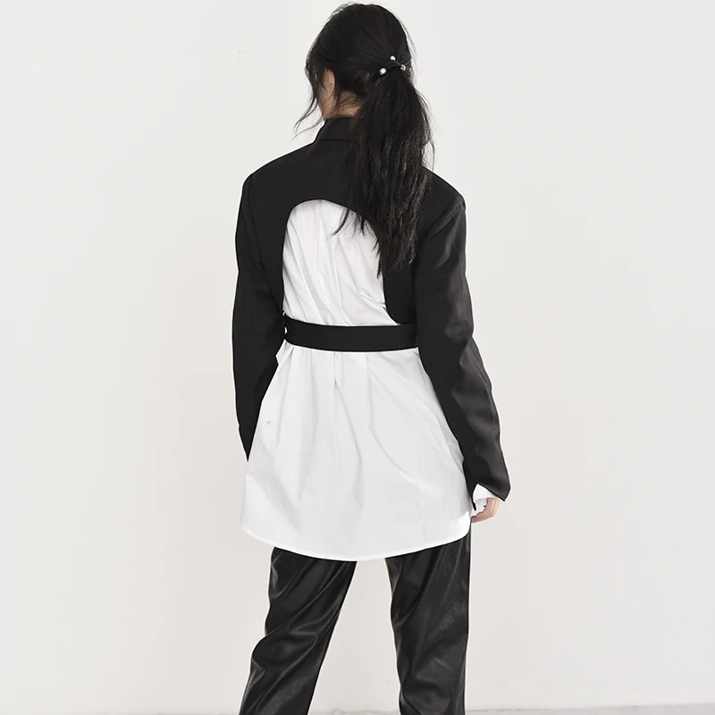 

[EAM] Loose Fit Black Hollow Out Bandage Short Jacket New Lapel Long Sleeve Women Coat Fashion Tide Spring 2021 1S97301M