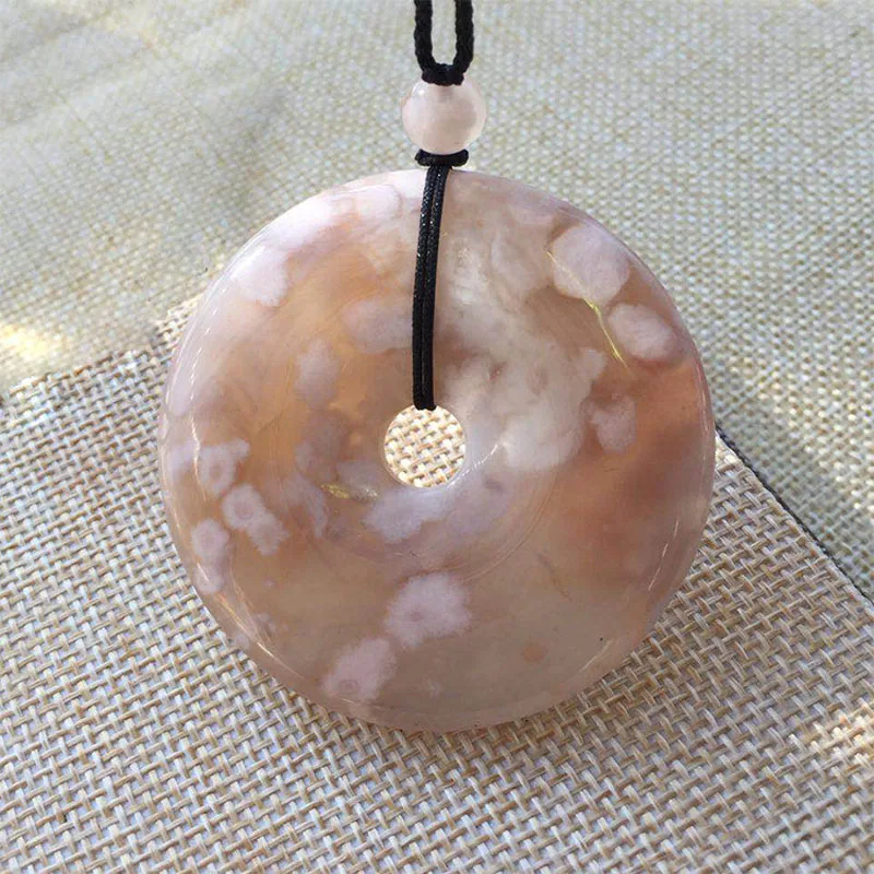 

Natural Cherry Blossom Jade Donut Pendant Necklace Women Men Peach Blossom Jades Stone Charms Necklaces Lucky Amulet Gifts