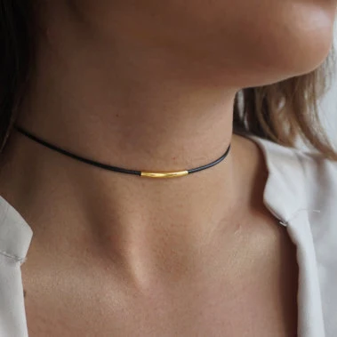 

Japan Korean Black Leather Rope Necklace Women Gold Tube Necklace Woman Short Neck Collar Chain Necklace Choker Clavicle Ladies